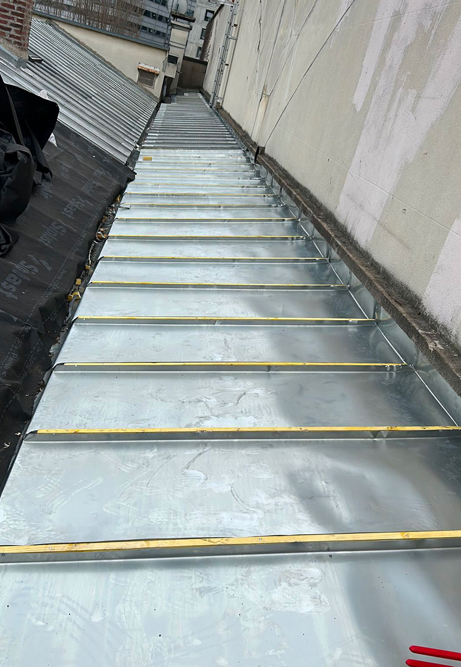 Artisans zingueurs à Levallois-Perret (92300) dans les Hauts de Seine (92)